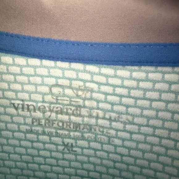 Vineyard Vines Performance Long Sleeve Pullover Men Size Large 1/2 Half Zip - Picture 3 of 4